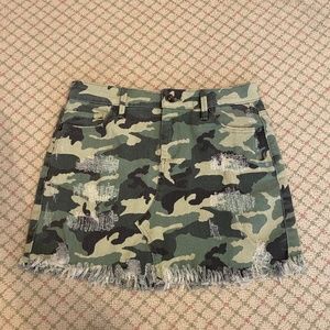Tractr Blu, XS Camo Denim Skirt